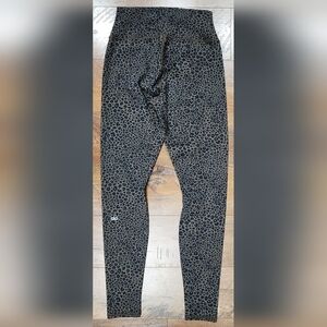Alo Yoga Leopard High Waist Vapor Legging, Size Medium